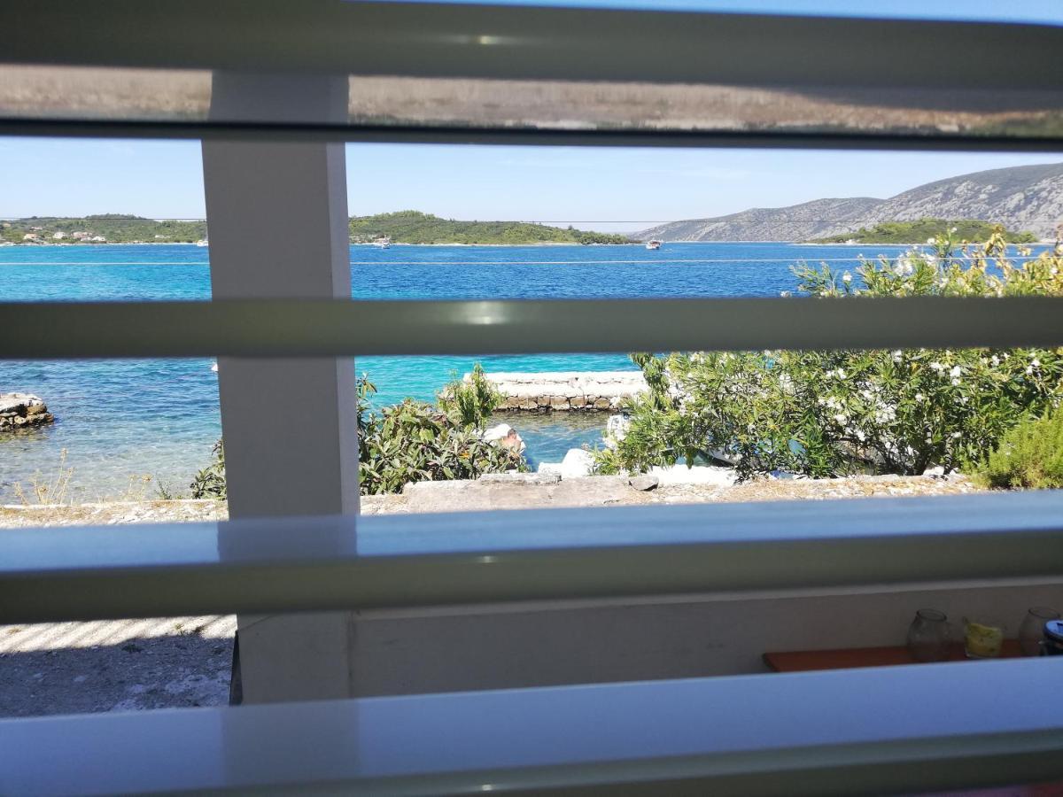 I&J Relaxing Beach Apartments Račišće Bagian luar foto